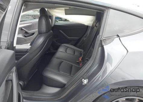 2022 Tesla Model 3 Long Range Dual Motor All-Wheel Drive z USA, uszkodzony, nr VIN 5YJ3E1EB1NF194058